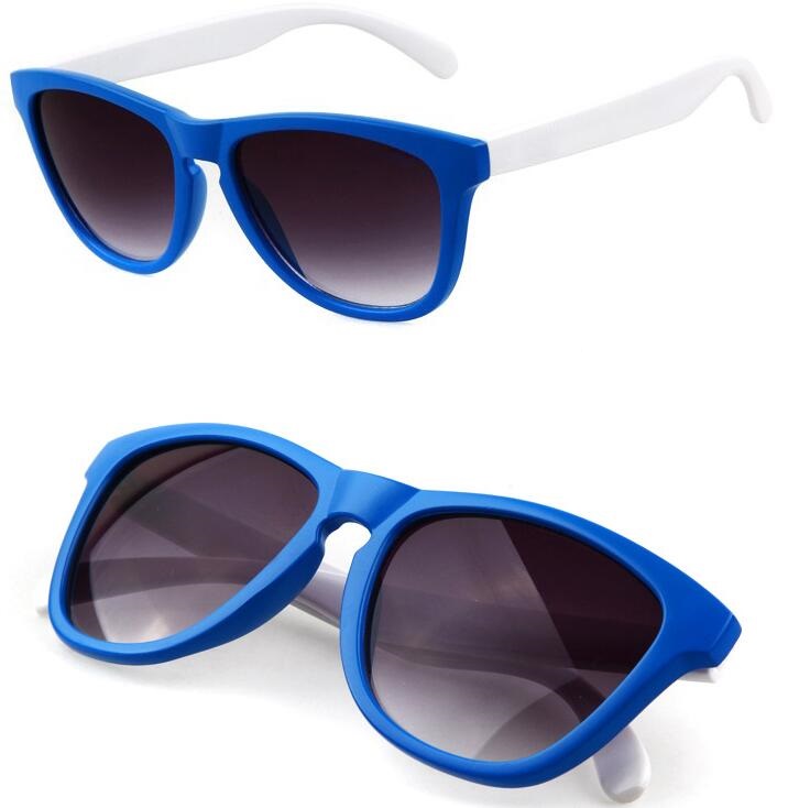 Blue frame white arms frogskin style sunglasses