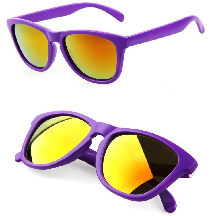 Purple frogskin style sunglasses